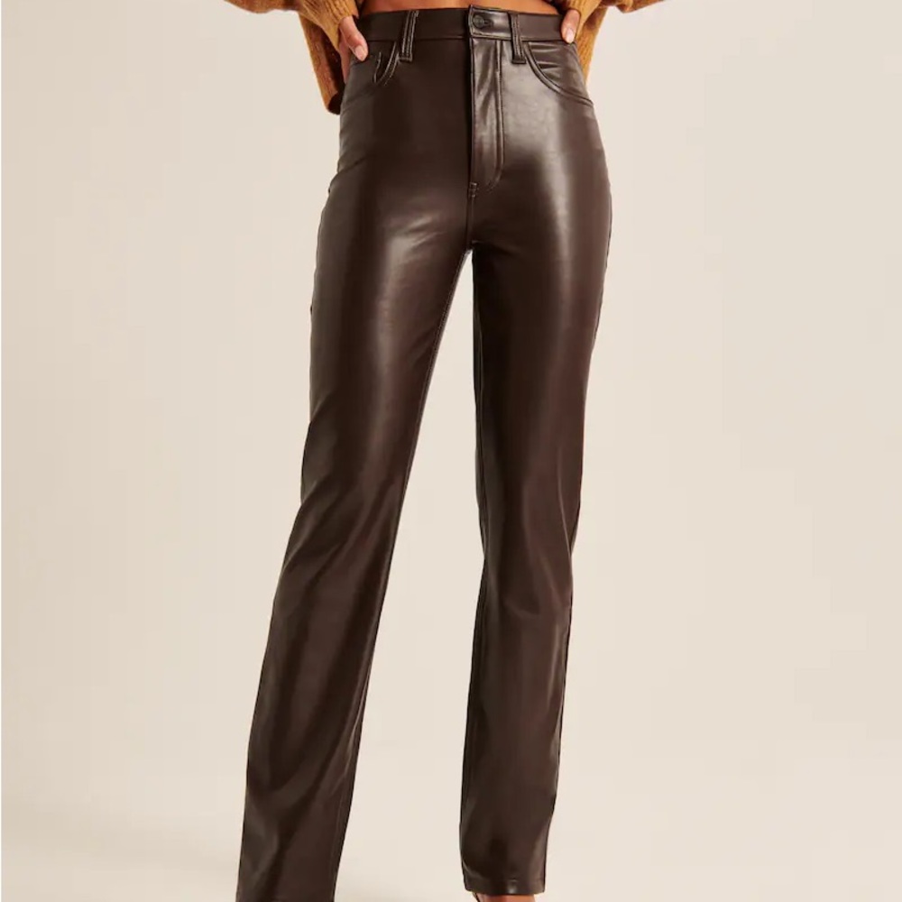 Abercrombie & Fitch - Vegan Leather 90’s Straight Pant Dark Brown 0/25/XS
